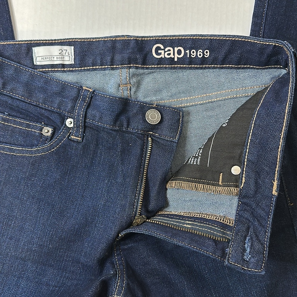 GAP | Perfect Boot Dark Wash Denim Jeans w/ Manufacture Fade | Size 27L - Picture 8 of 10